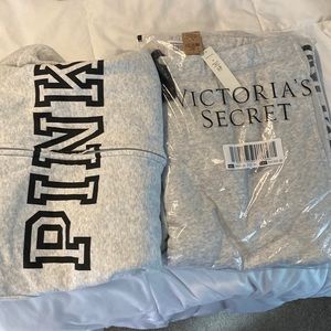 LIKE NEW Victoria Secret sweatsuit